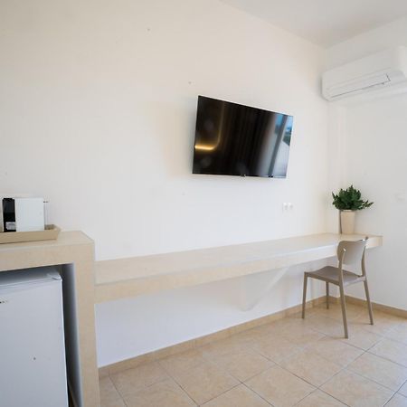 פליראקי Diamond Apartments מראה חיצוני תמונה