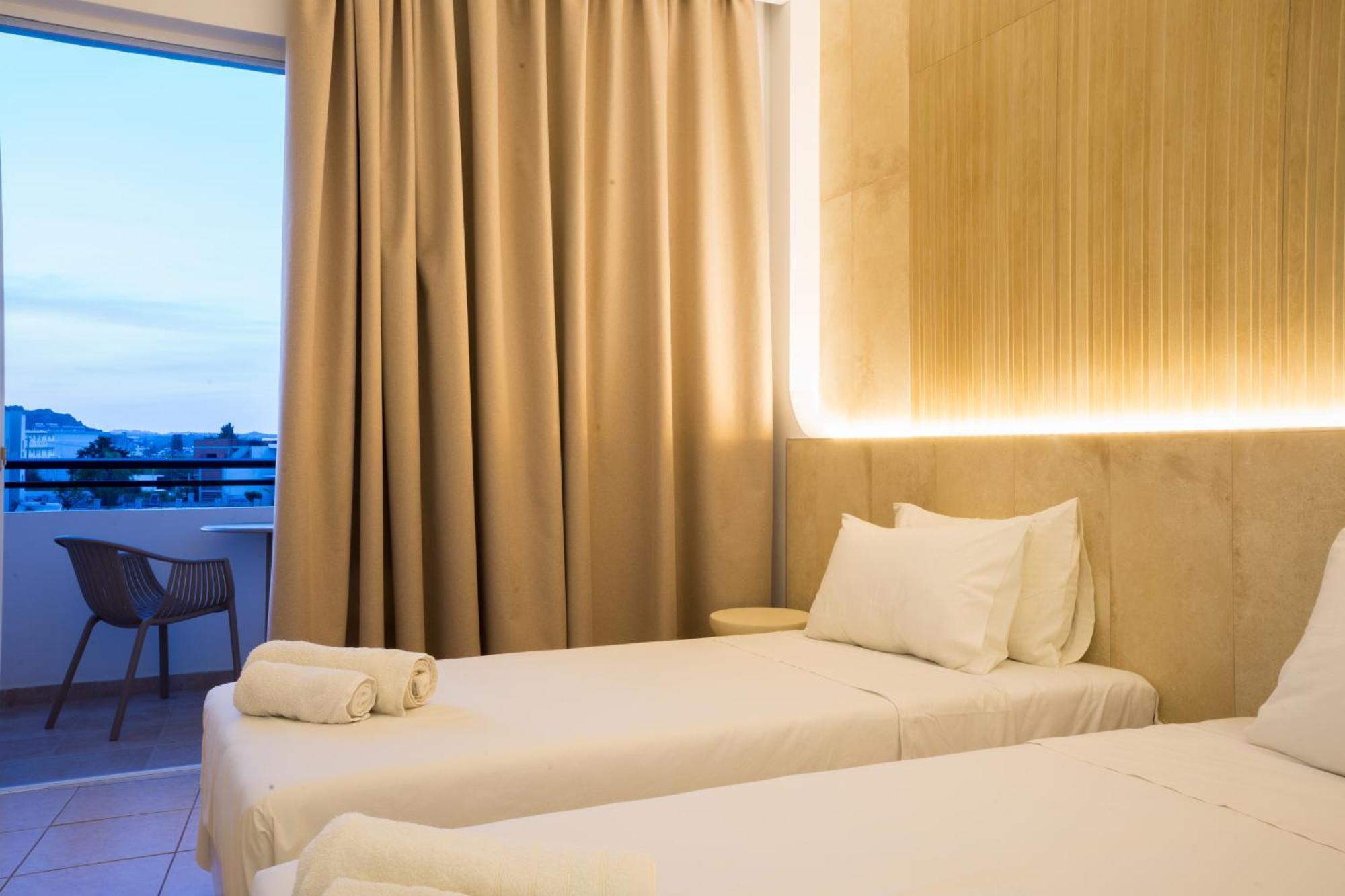פליראקי Diamond Apartments מראה חיצוני תמונה