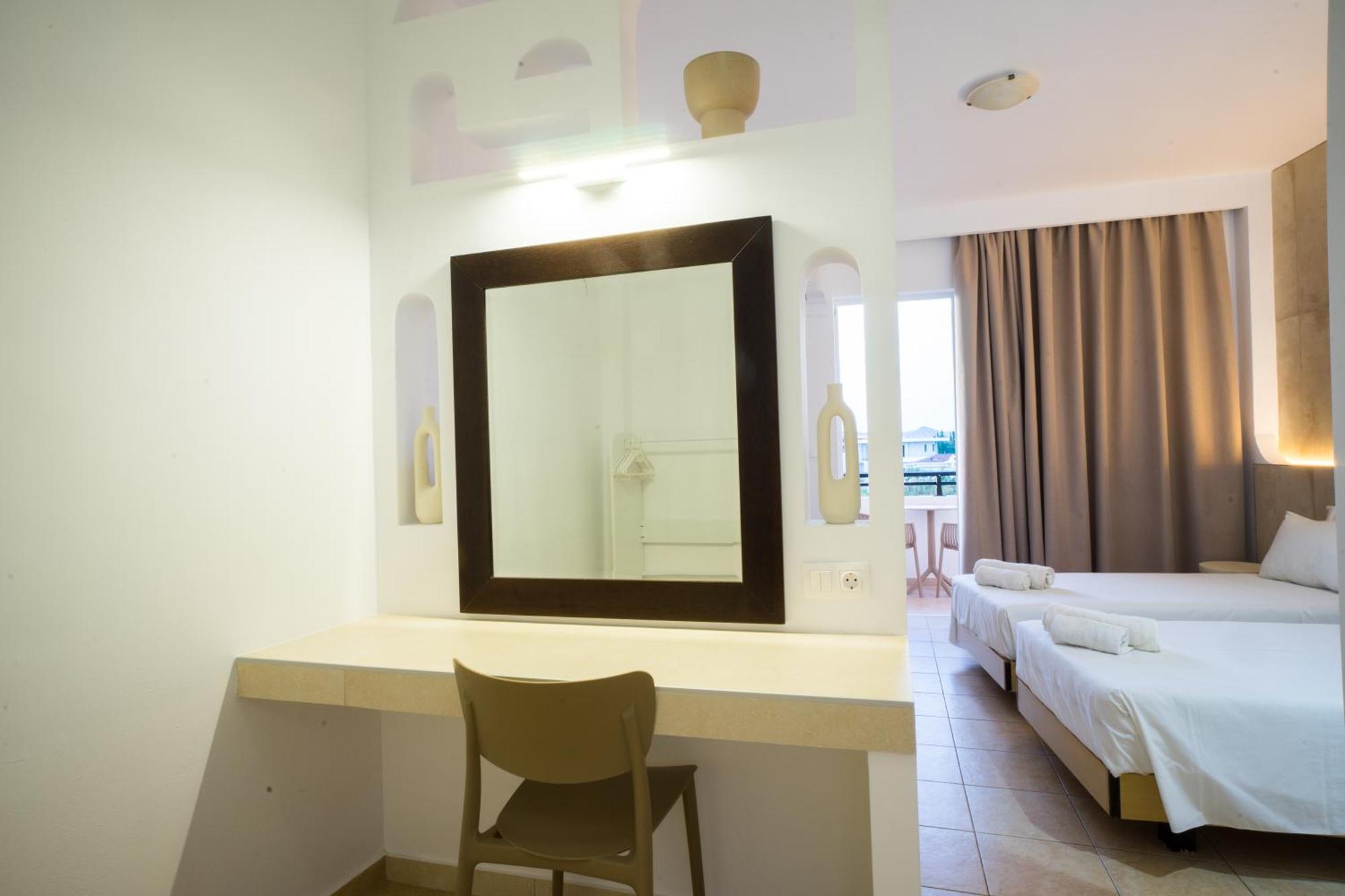 פליראקי Diamond Apartments מראה חיצוני תמונה