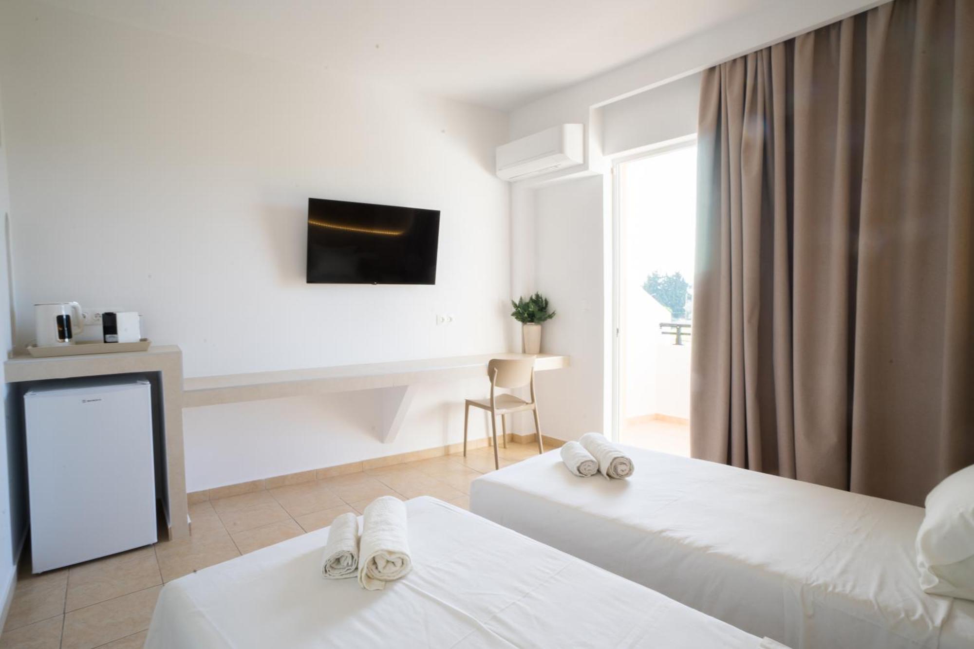 פליראקי Diamond Apartments מראה חיצוני תמונה