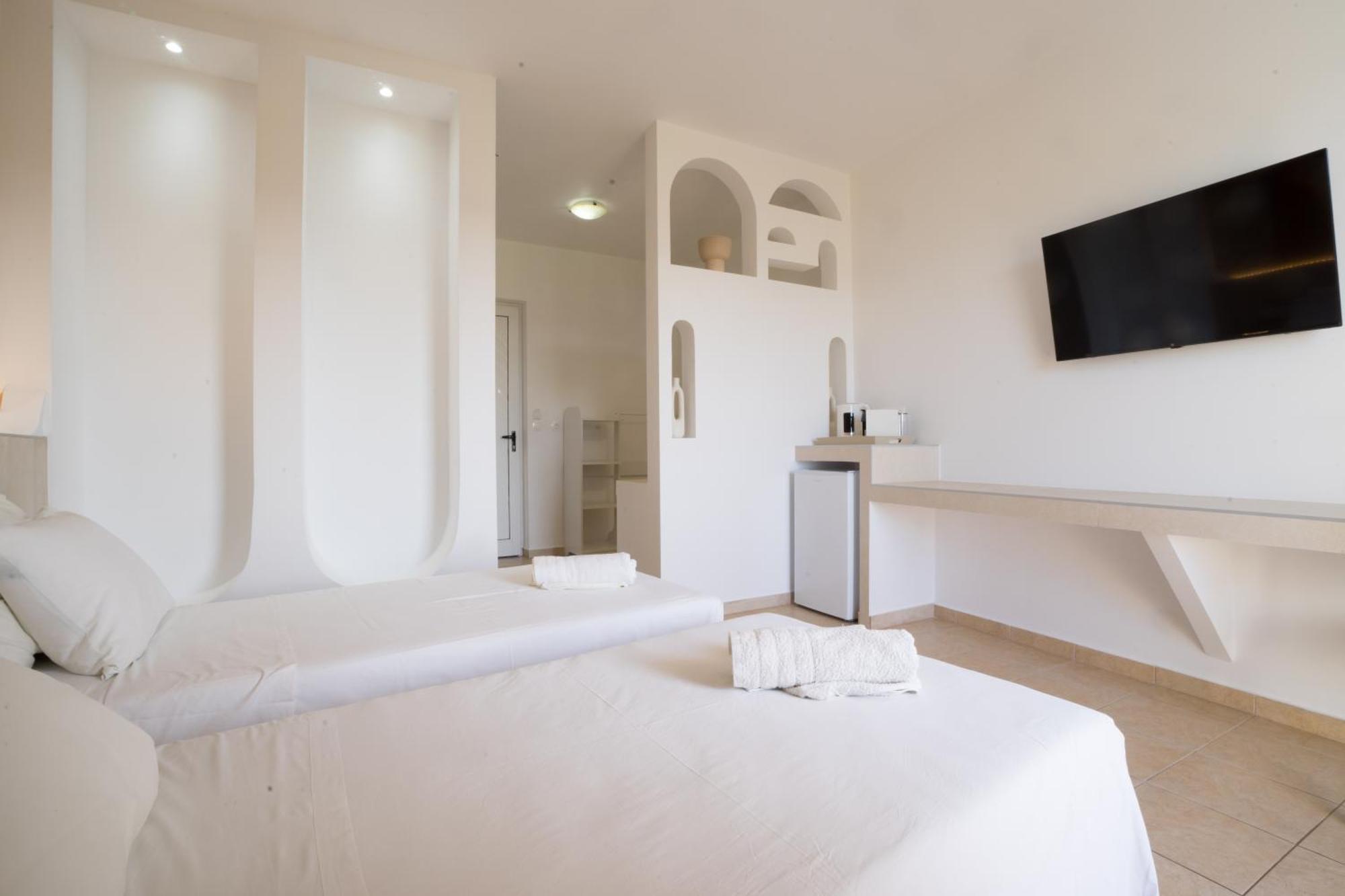 פליראקי Diamond Apartments מראה חיצוני תמונה