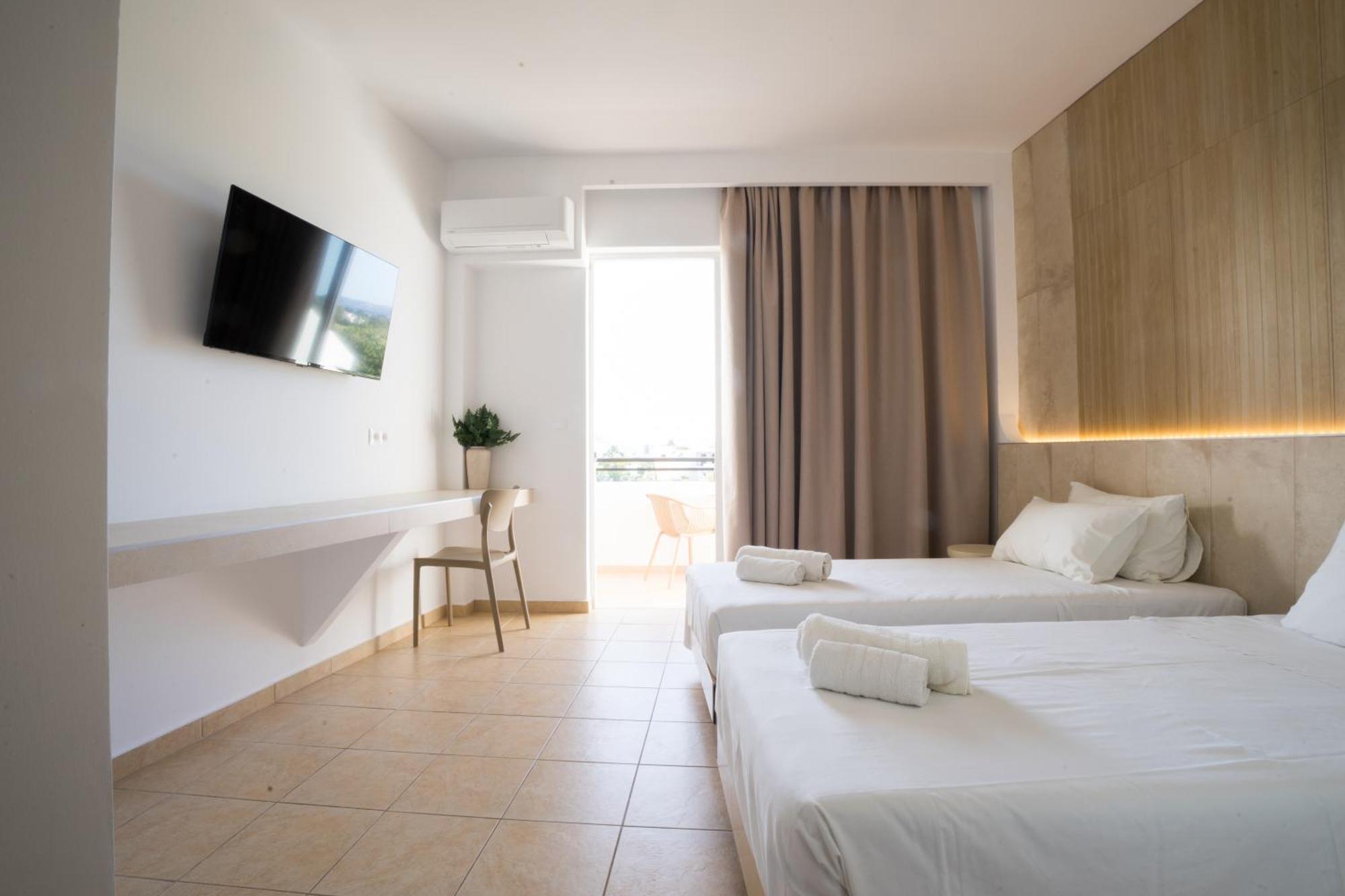 פליראקי Diamond Apartments מראה חיצוני תמונה