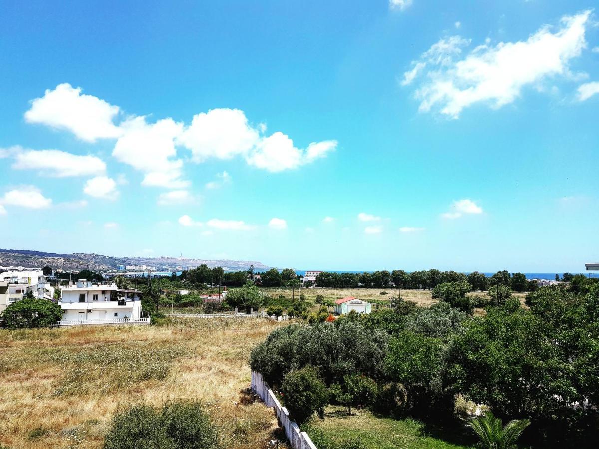 פליראקי Diamond Apartments מראה חיצוני תמונה