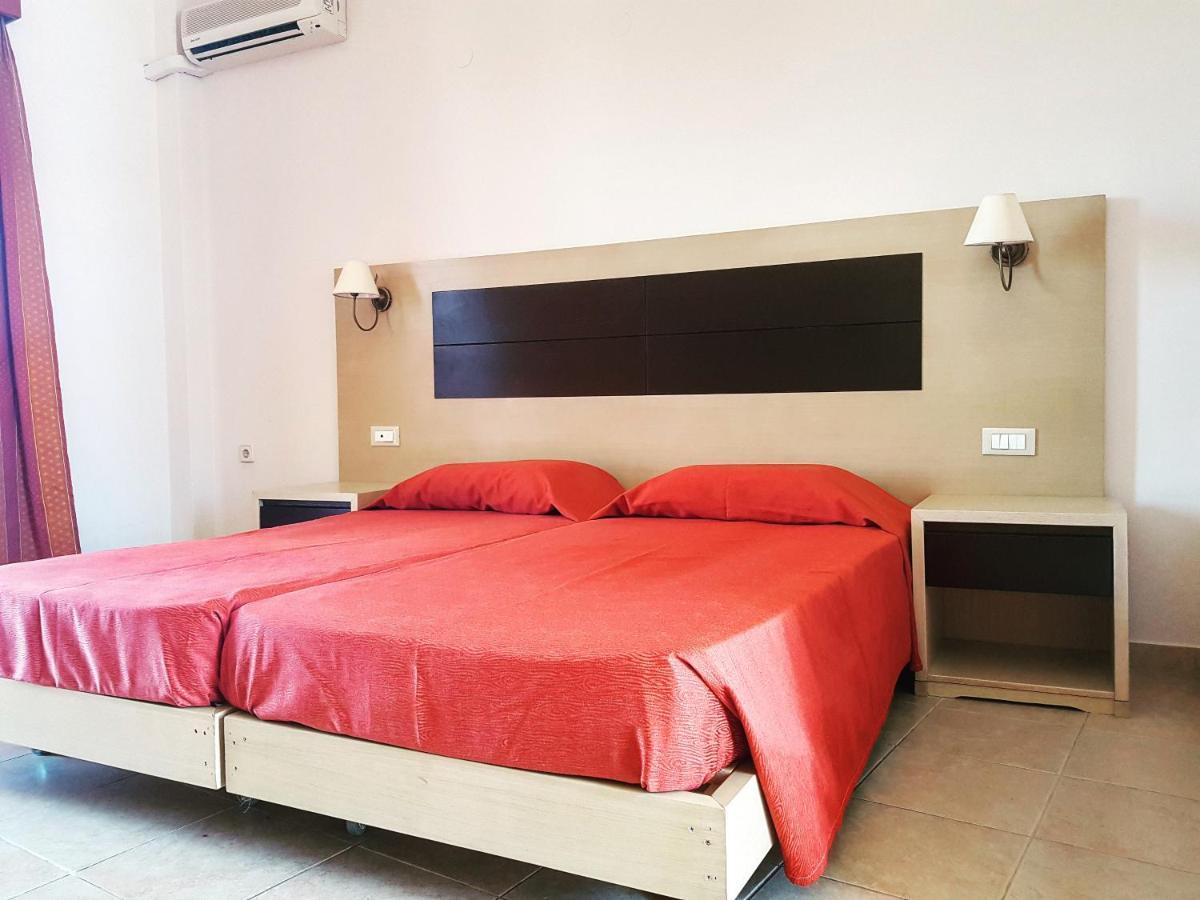 פליראקי Diamond Apartments מראה חיצוני תמונה